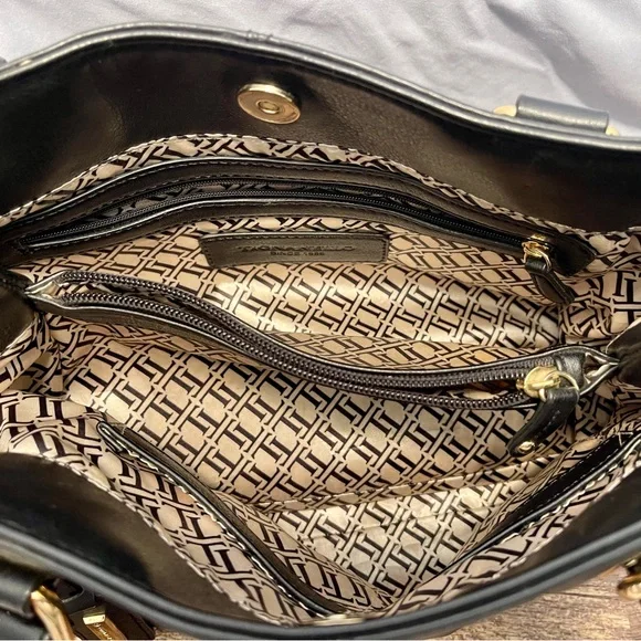 Tignanello Black Genuine Italian Leather Purse - Picture 6 of 9